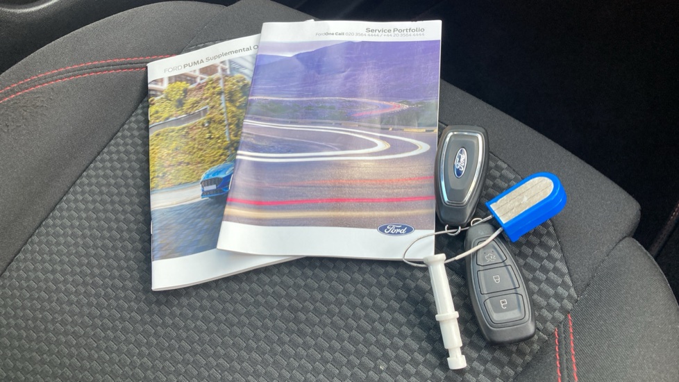 Ford Puma 1.0 EcoBoost Hybrid mHEV ST-Line 5dr Petrol Hatchback - Image 9