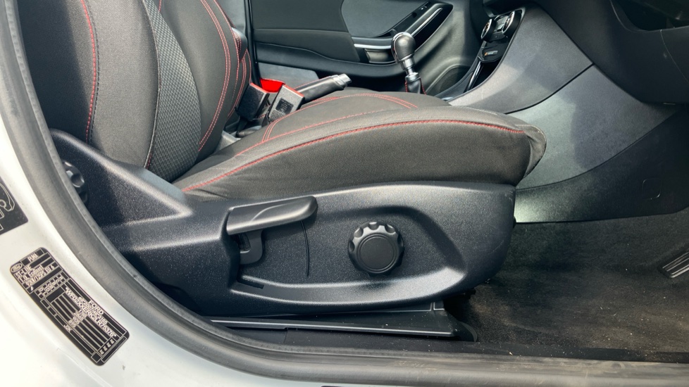 Ford Puma 1.0 EcoBoost ST-Line 5dr Petrol Hatchback - Image 42