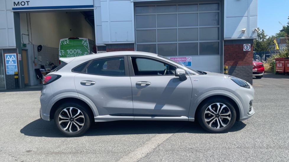 Ford Puma 1.0 EcoBoost Hybrid mHEV ST-Line 5dr DCT Petrol Hatchback - Image 5