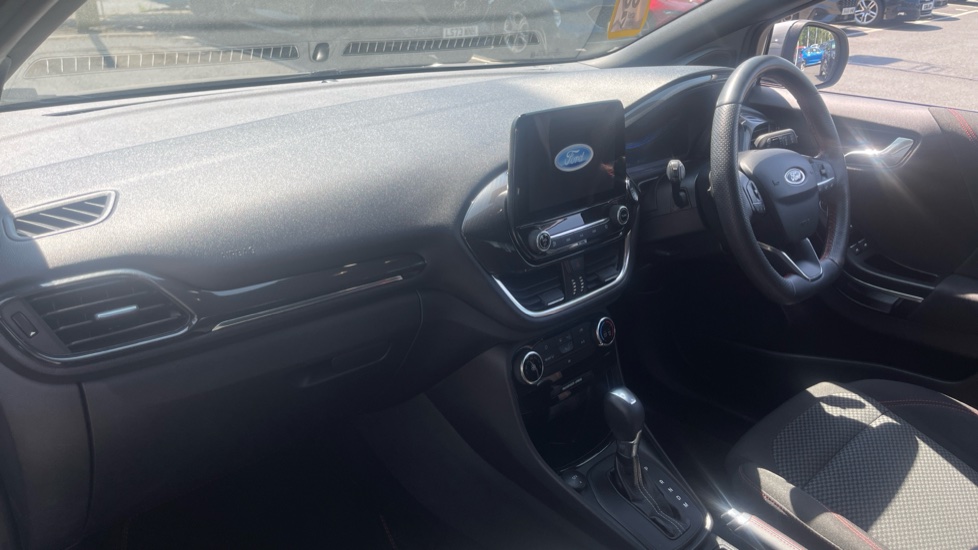 Ford Puma 1.0 EcoBoost Hybrid mHEV ST-Line 5dr DCT Petrol Hatchback - Image 9
