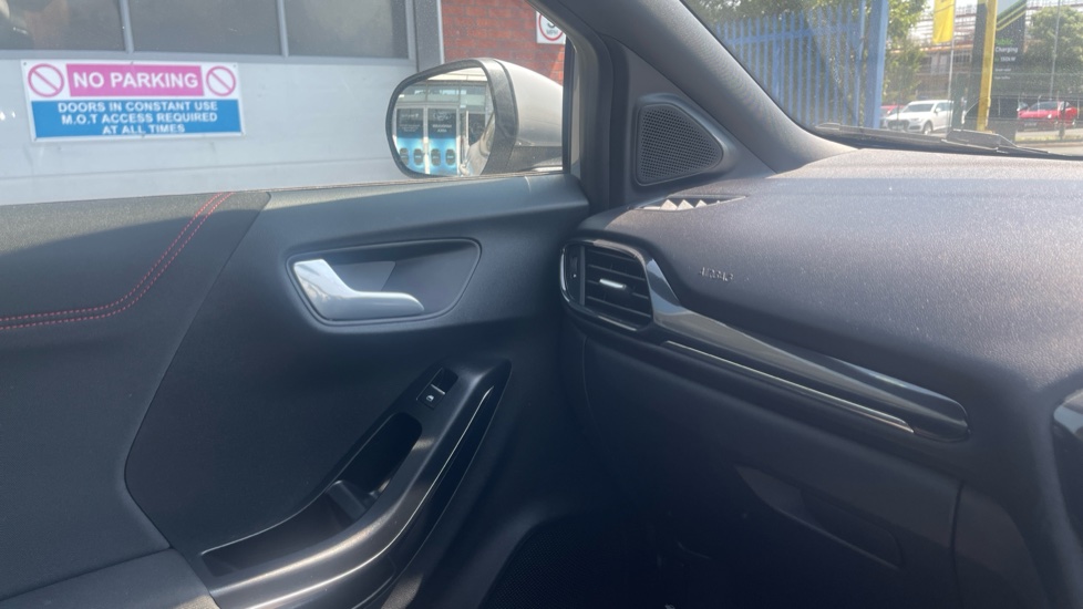 Ford Puma 1.0 EcoBoost Hybrid mHEV ST-Line 5dr DCT Petrol Hatchback - Image 43