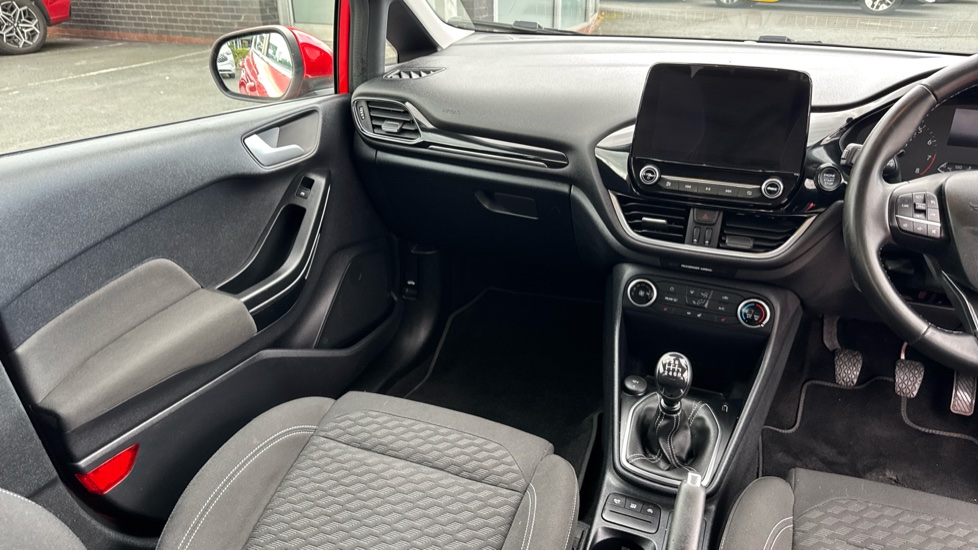 Ford Fiesta 1.0 EcoBoost Titanium 5dr Petrol Hatchback - Image 18