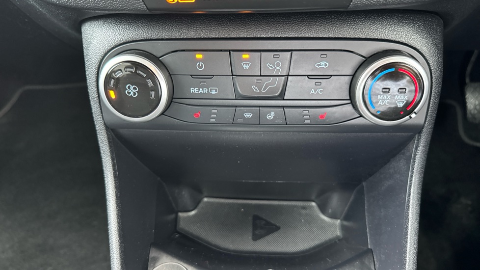 Ford Fiesta 1.0 EcoBoost Titanium 5dr Petrol Hatchback - Image 12