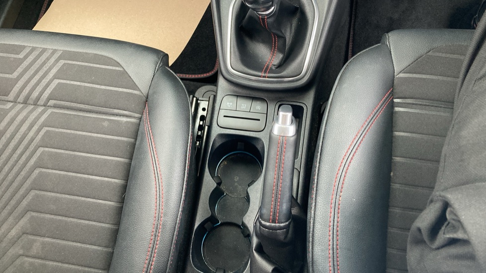 Ford Puma 1.0 EcoBoost Hybrid mHEV ST-Line X 5dr Petrol Hatchback - Image 24