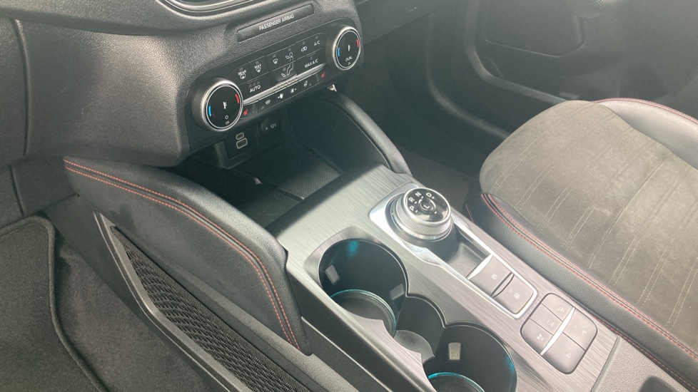 Ford Kuga 2.5 PHEV ST-Line X Edition 5dr CVT Estate - Image 13