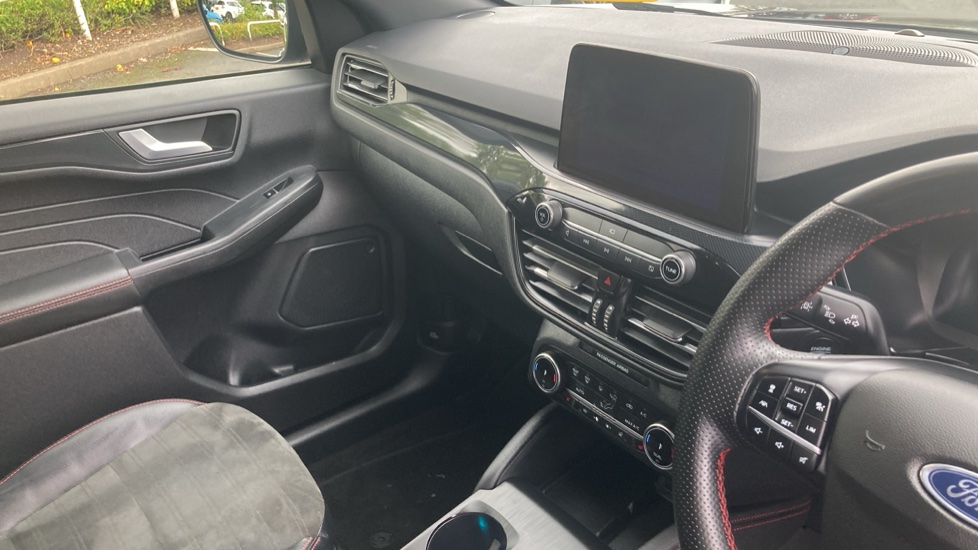 Ford Kuga 2.5 PHEV ST-Line X Edition 5dr CVT Estate - Image 14