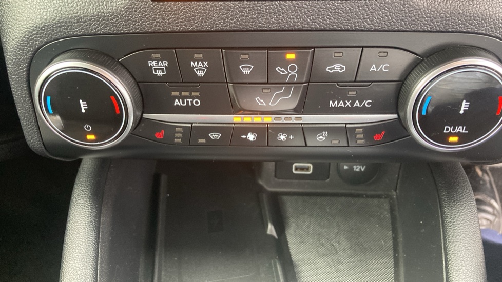 Ford Kuga 2.5 PHEV ST-Line X Edition 5dr CVT Estate - Image 38