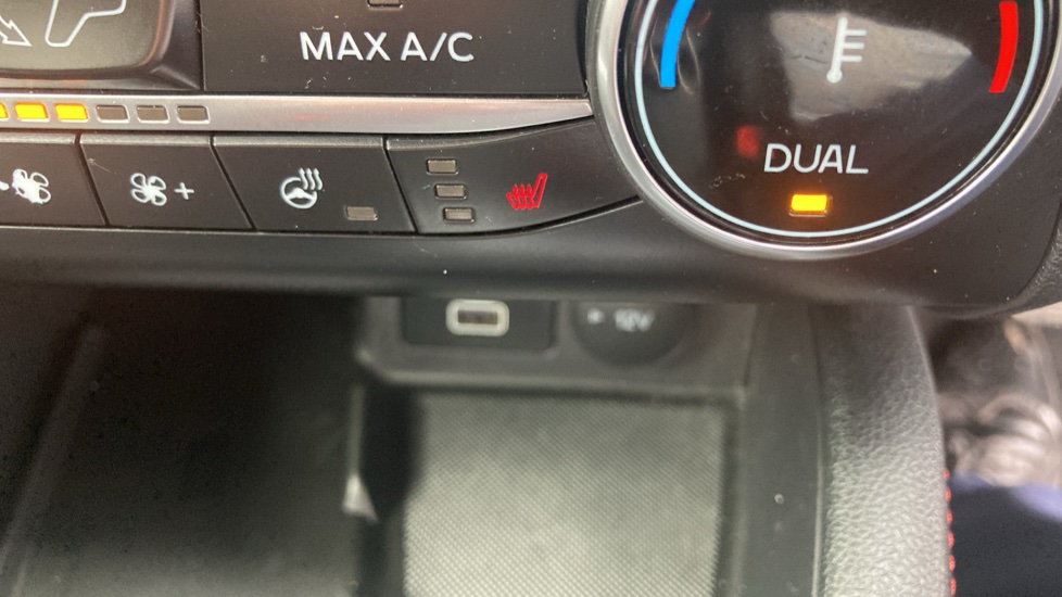 Ford Kuga 2.5 PHEV ST-Line X Edition 5dr CVT Estate - Image 39