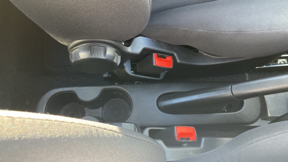 Fiat 500 1.0 Mild Hybrid Top 3dr Petrol Hatchback - Image 40