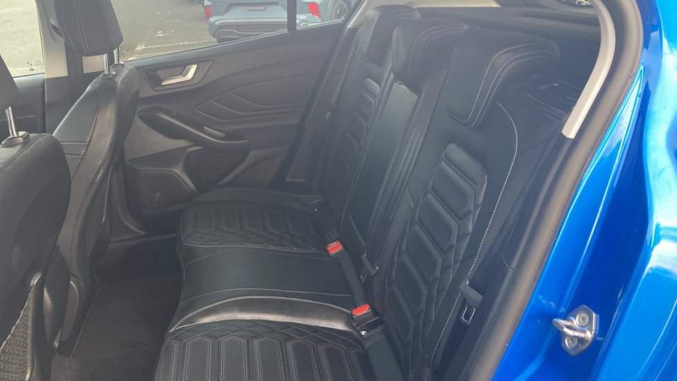Ford Focus 1.0 EcoBoost Titanium X 5dr Petrol Hatchback - Image 20