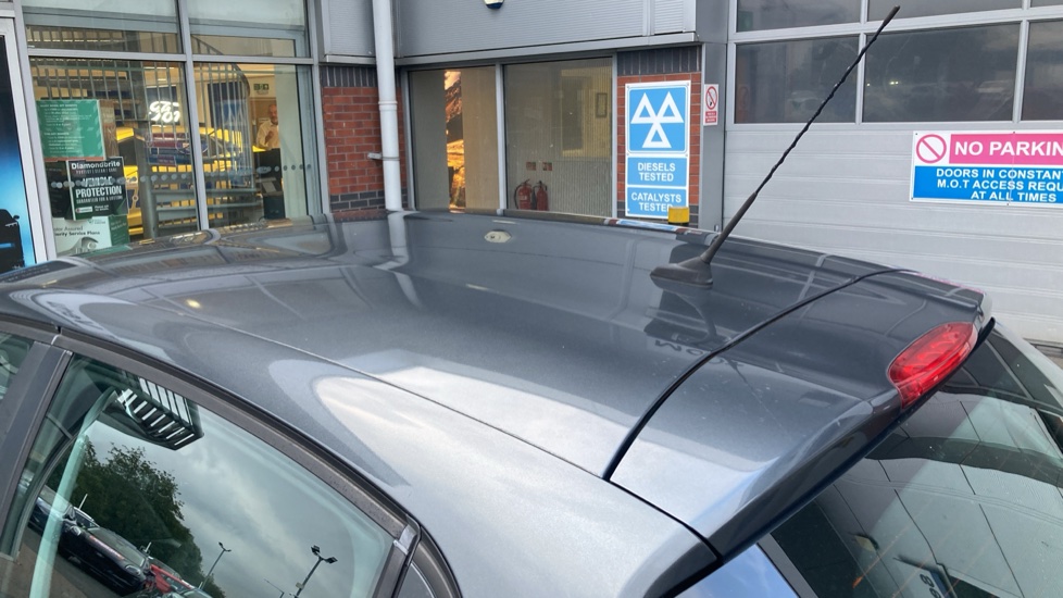 Peugeot 208 1.2 PureTech 82 Active 5dr Petrol Hatchback - Image 40