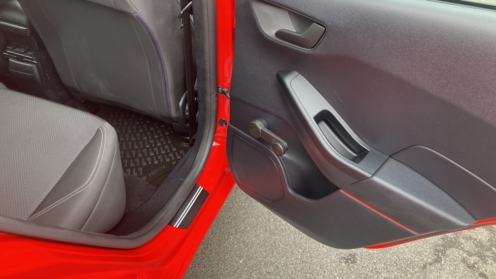 Ford Fiesta 1.0 EcoBoost Hybrid mHEV 125 Trend 5dr Petrol Hatchback - Image 27