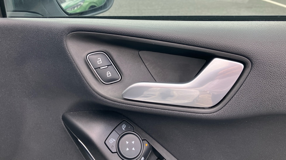 Ford Fiesta 1.0 EcoBoost Hybrid mHEV 125 ST-Line X 5dr Petrol Hatchback - Image 41