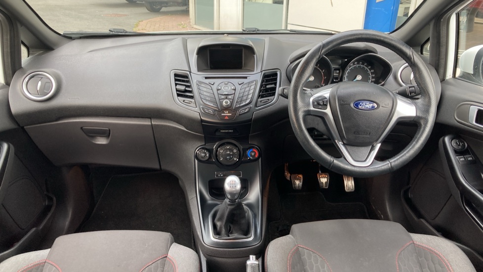 Ford Fiesta 1.0 EcoBoost ST-Line 5dr Petrol Hatchback - Image 18
