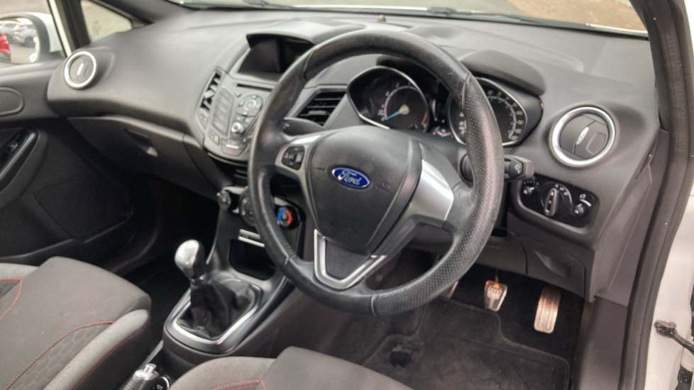 Ford Fiesta 1.0 EcoBoost ST-Line 5dr Petrol Hatchback - Image 19