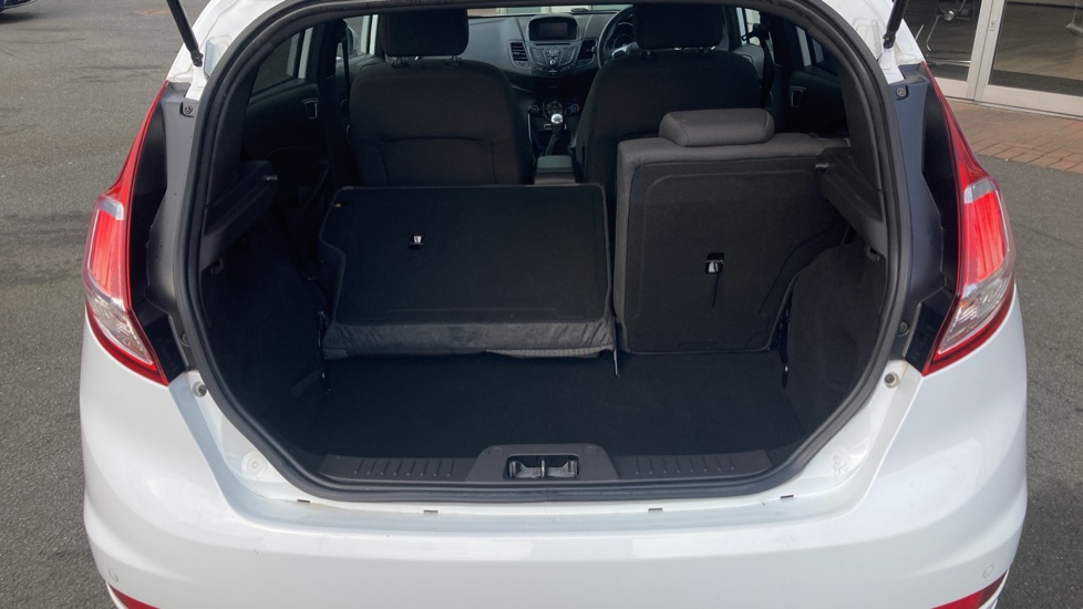 Ford Fiesta 1.0 EcoBoost ST-Line 5dr Petrol Hatchback - Image 32