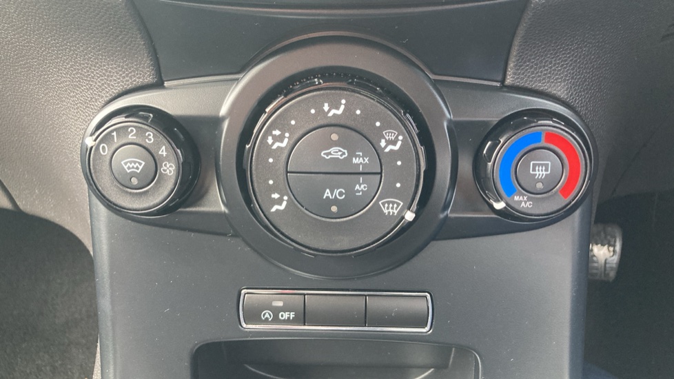 Ford Fiesta 1.0 EcoBoost ST-Line 5dr Petrol Hatchback - Image 40