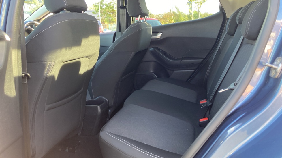 Ford Fiesta 1.0 EcoBoost Active 1 5dr Petrol Hatchback - Image 18