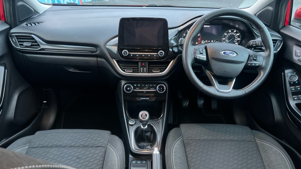 Ford Puma 1.0 EcoBoost Hybrid mHEV Titanium 5dr Petrol Hatchback - Image 14