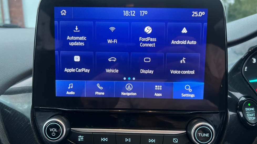 Ford Puma 1.0 EcoBoost Hybrid mHEV Titanium 5dr Petrol Hatchback - Image 38