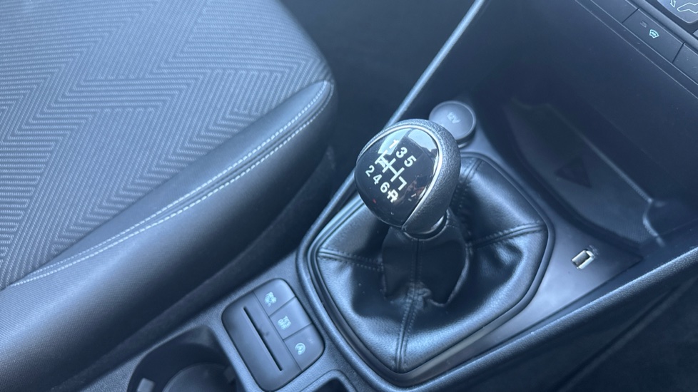 Ford Fiesta 1.0 EcoBoost Trend 5dr Petrol Hatchback - Image 34