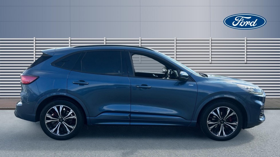 Ford Kuga 2.5 FHEV ST-Line X Edition 5dr CVT Hybrid Estate - Image 5