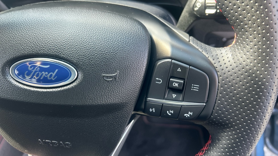 Ford Kuga 2.5 FHEV ST-Line X Edition 5dr CVT Hybrid Estate - Image 30