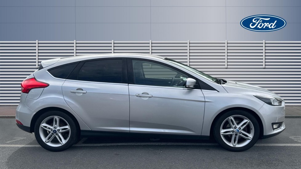 Ford Focus 1.5 TDCi 120 Titanium 5dr Diesel Hatchback - Image 5