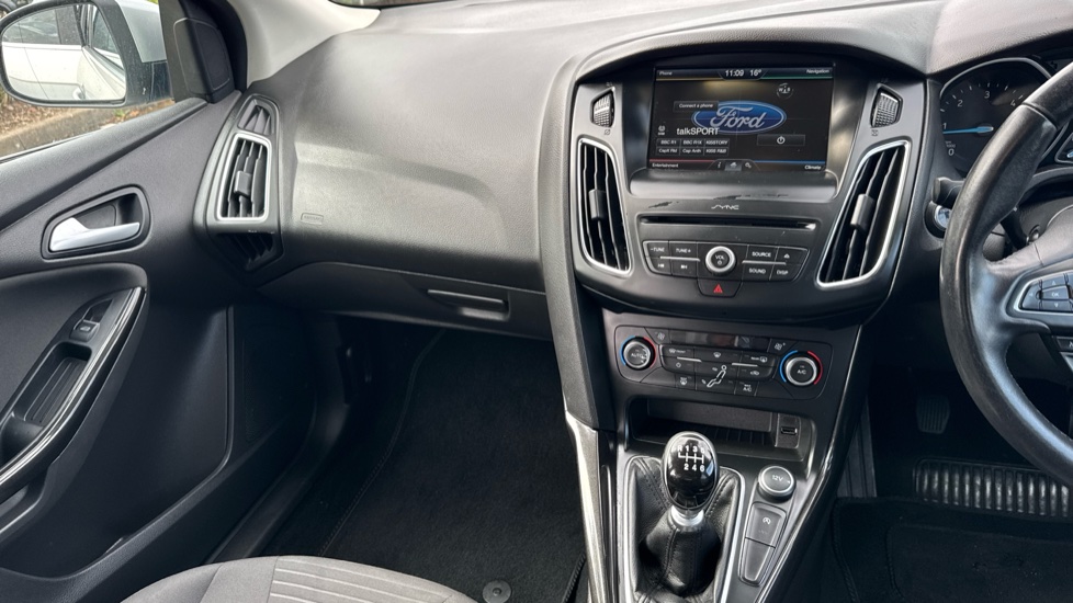 Ford Focus 1.5 TDCi 120 Titanium 5dr Diesel Hatchback - Image 14