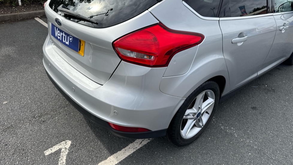 Ford Focus 1.5 TDCi 120 Titanium 5dr Diesel Hatchback - Image 25