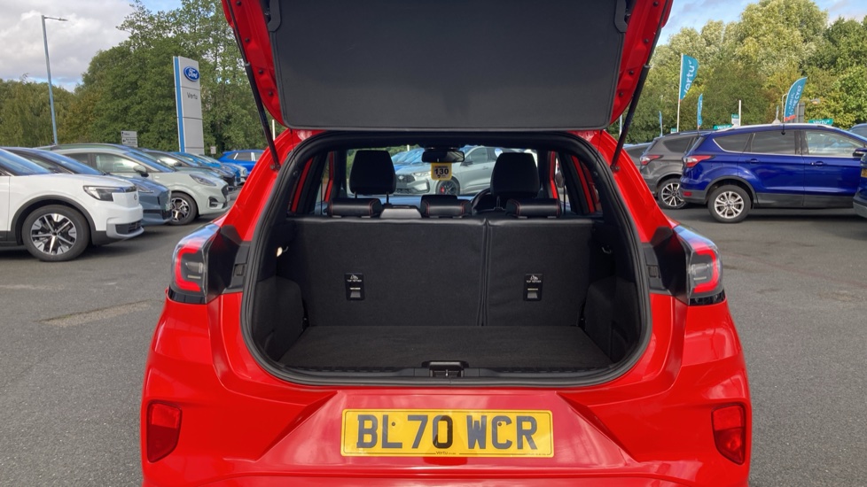 Ford Puma 1.0 EcoBoost Hybrid mHEV ST-Line X 5dr Petrol Hatchback - Image 4