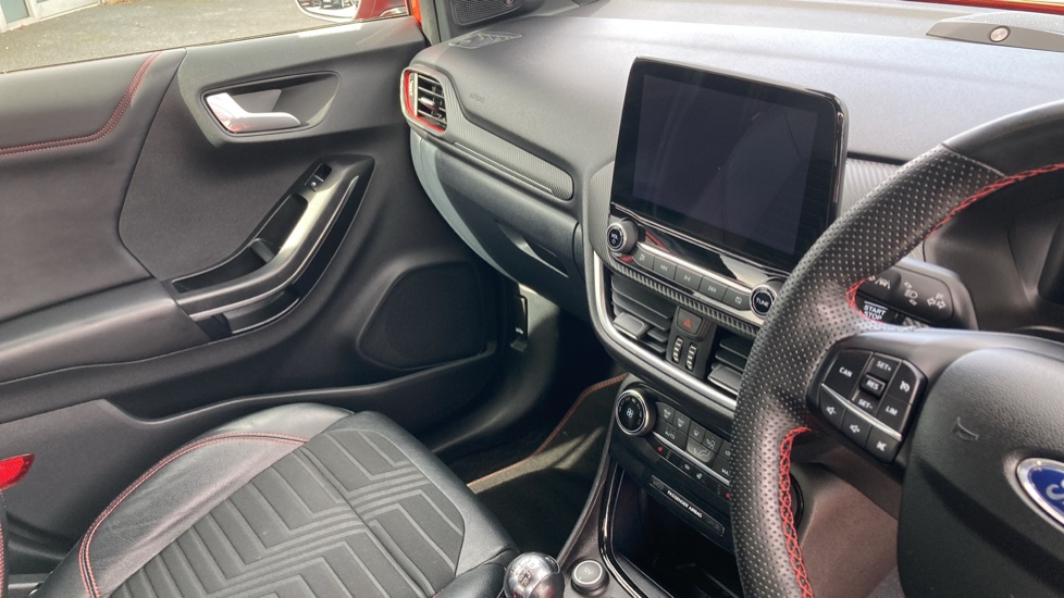 Ford Puma 1.0 EcoBoost Hybrid mHEV ST-Line X 5dr Petrol Hatchback - Image 19