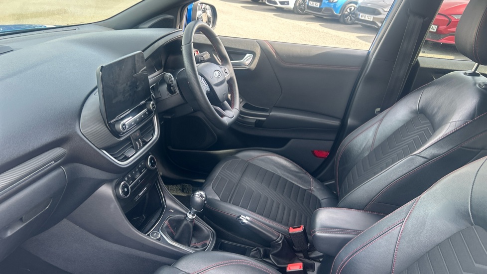 Ford Puma 1.0 EcoBoost Hybrid mHEV ST-Line X 5dr Petrol Hatchback - Image 12