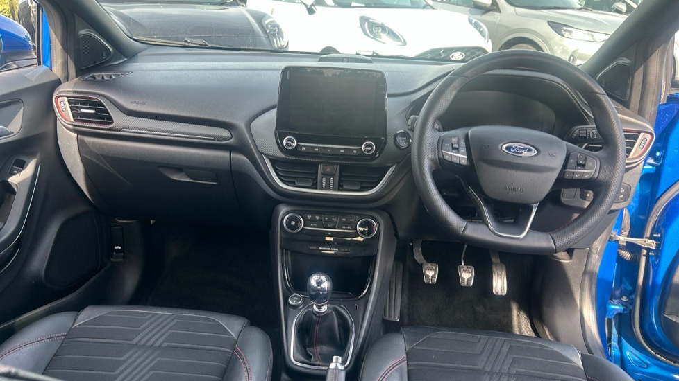 Ford Puma 1.0 EcoBoost Hybrid mHEV ST-Line X 5dr Petrol Hatchback - Image 13