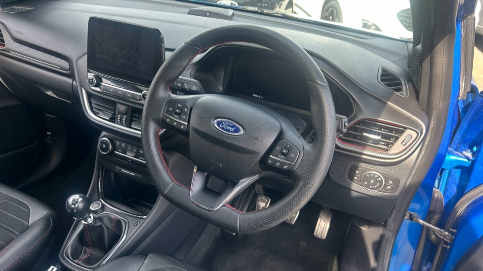 Ford Puma 1.0 EcoBoost Hybrid mHEV ST-Line X 5dr Petrol Hatchback - Image 14
