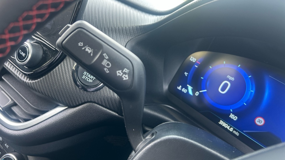 Ford Puma 1.0 EcoBoost Hybrid mHEV ST-Line X 5dr Petrol Hatchback - Image 30