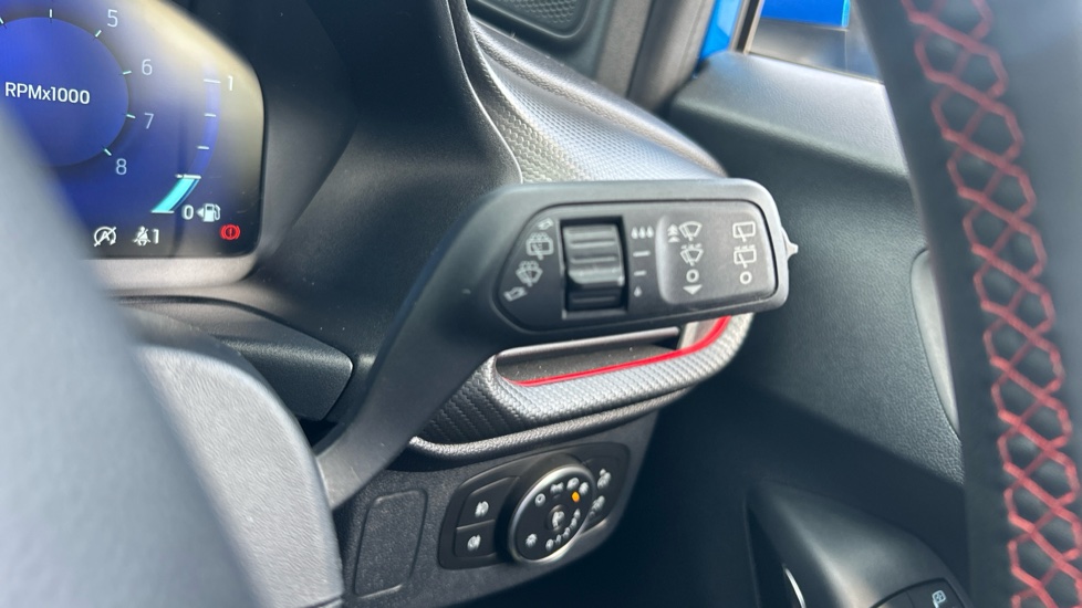 Ford Puma 1.0 EcoBoost Hybrid mHEV ST-Line X 5dr Petrol Hatchback - Image 31