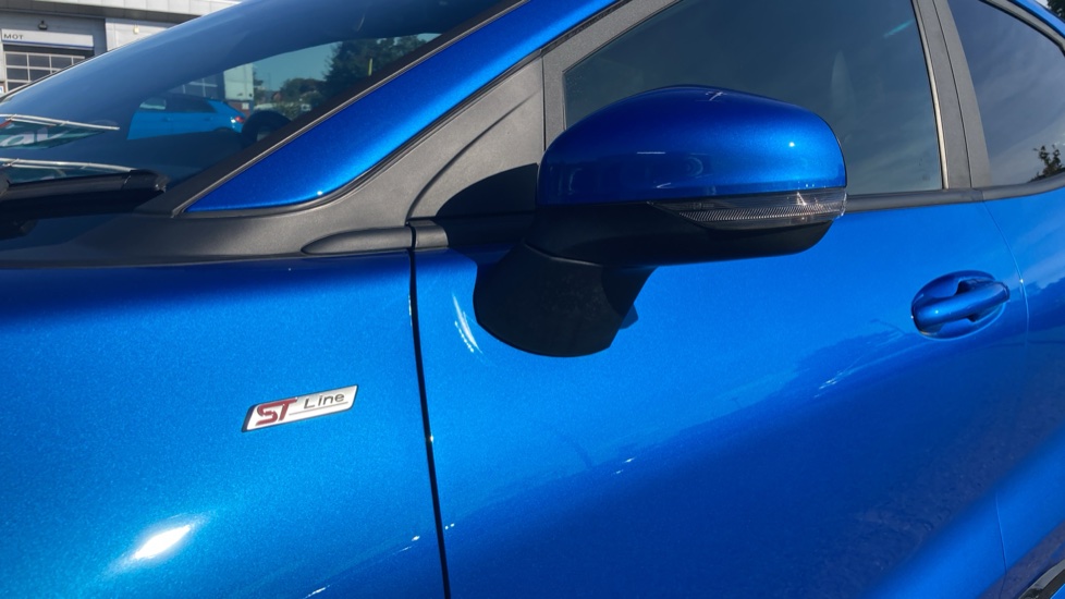 Ford Puma 1.0 EcoBoost Hybrid mHEV ST-Line X 5dr DCT Petrol Hatchback - Image 30