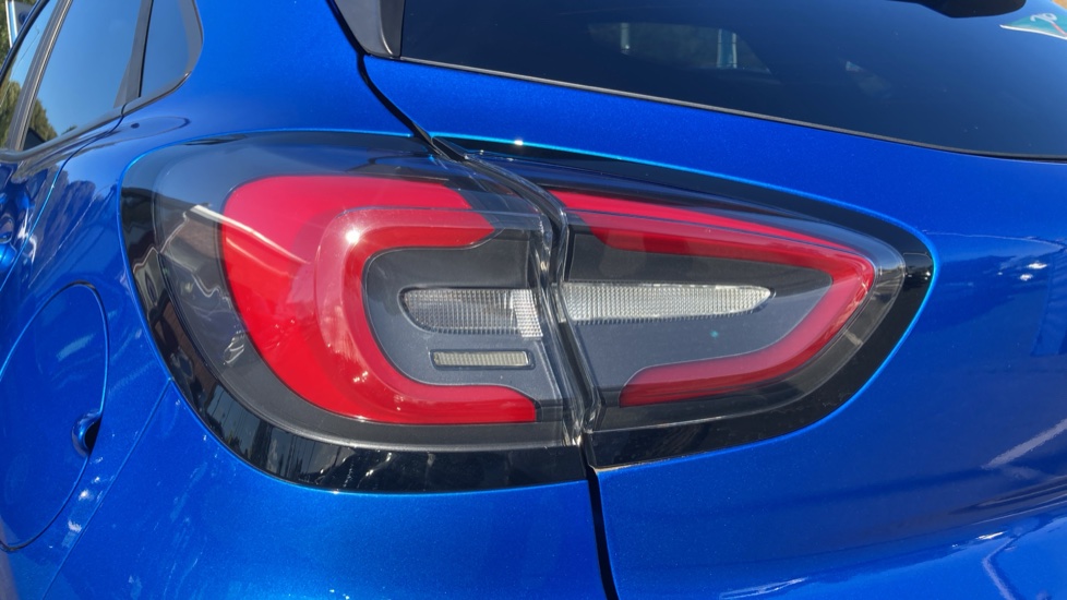 Ford Puma 1.0 EcoBoost Hybrid mHEV ST-Line X 5dr DCT Petrol Hatchback - Image 31