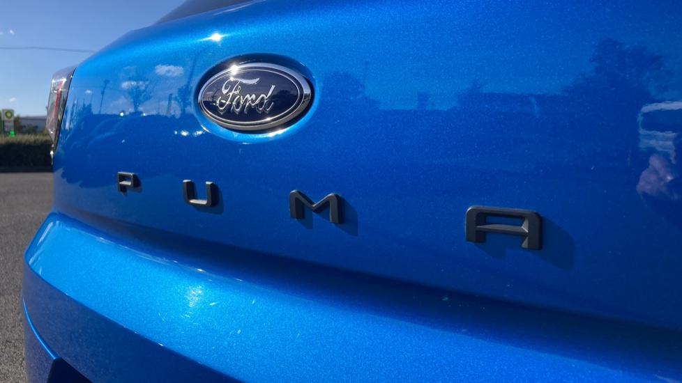 Ford Puma 1.0 EcoBoost Hybrid mHEV ST-Line X 5dr DCT Petrol Hatchback - Image 32