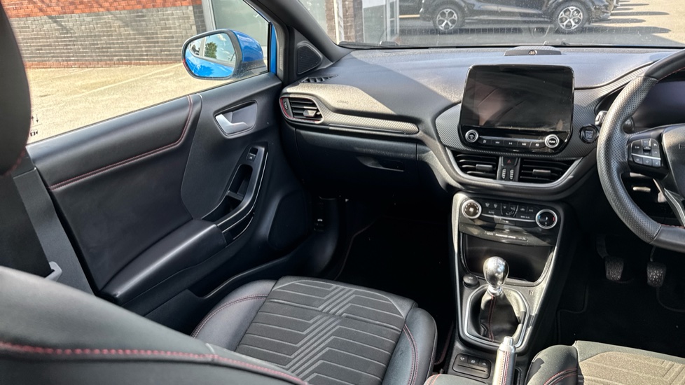 Ford Puma 1.0 EcoBoost Hybrid mHEV 155 ST-Line X 5dr Petrol Hatchback - Image 14