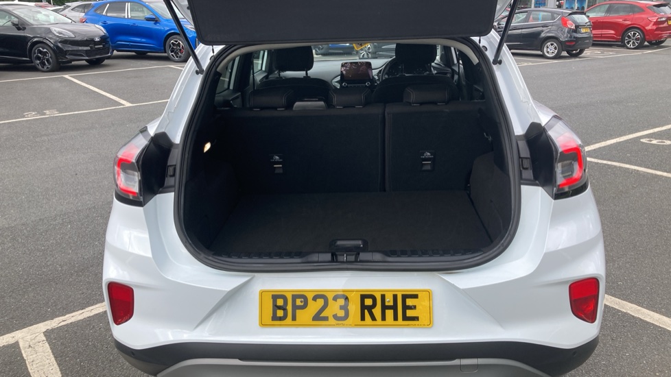 Ford Puma 1.0 EcoBoost Hybrid mHEV Titanium 5dr Petrol Hatchback - Image 4
