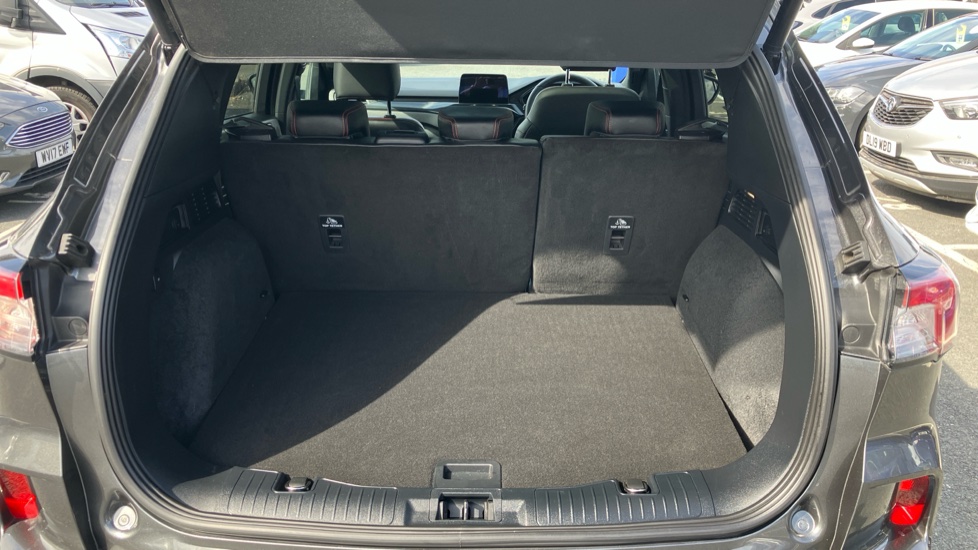 Ford Kuga 1.5 EcoBoost 150 ST-Line X Edition 5dr Petrol Estate - Image 4