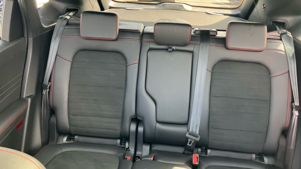 Ford Kuga 1.5 EcoBoost 150 ST-Line X Edition 5dr Petrol Estate - Image 19