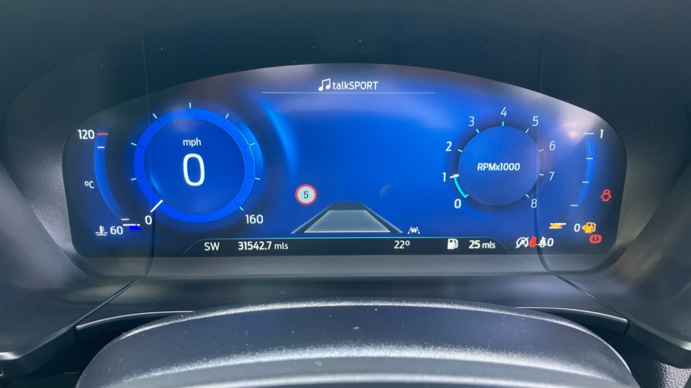 Ford Kuga 1.5 EcoBoost 150 ST-Line X Edition 5dr Petrol Estate - Image 22