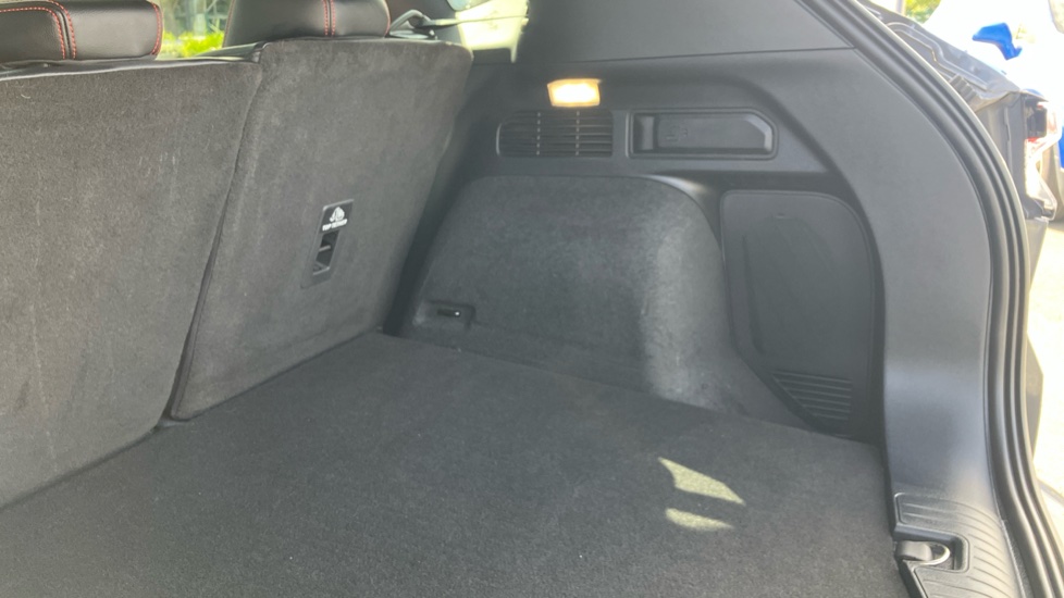 Ford Kuga 1.5 EcoBoost 150 ST-Line X Edition 5dr Petrol Estate - Image 29