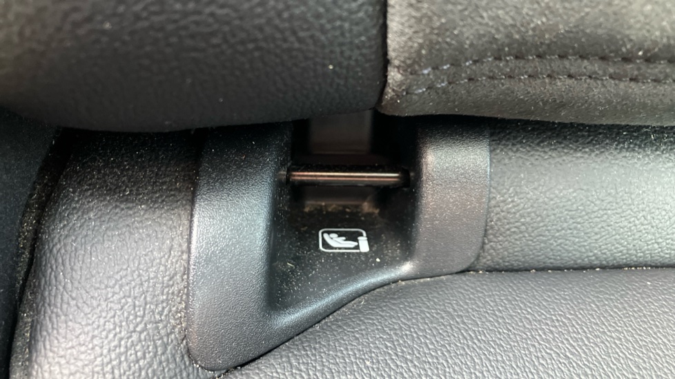Ford Kuga 1.5 EcoBoost 150 ST-Line X Edition 5dr Petrol Estate - Image 36