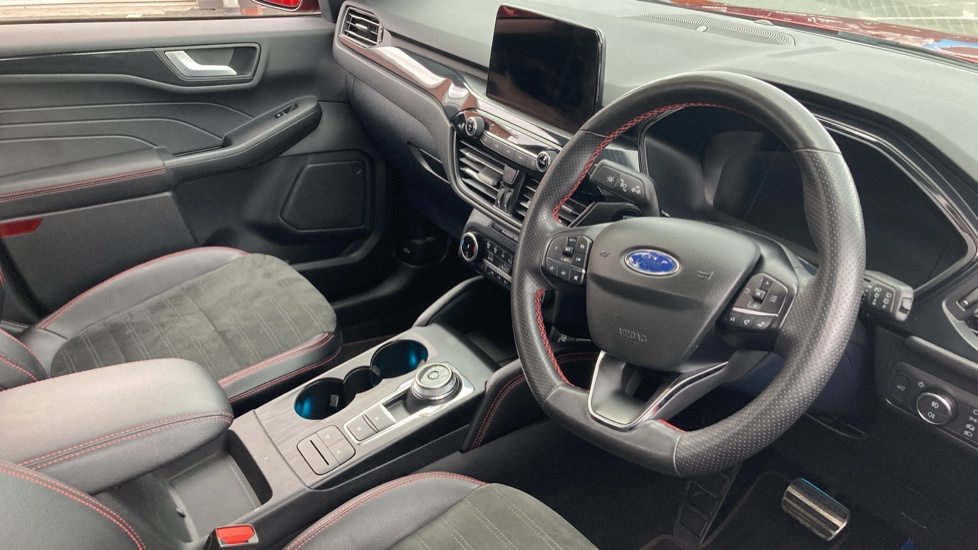 Ford Kuga 2.5 FHEV ST-Line Edition 5dr CVT Hybrid Estate - Image 17
