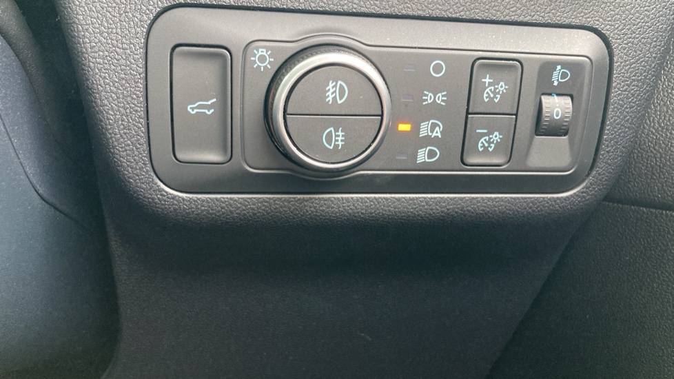 Ford Kuga 2.5 FHEV ST-Line Edition 5dr CVT Hybrid Estate - Image 29