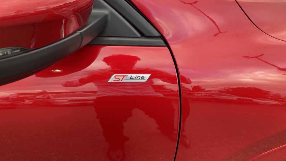 Ford Kuga 2.5 FHEV ST-Line Edition 5dr CVT Hybrid Estate - Image 33